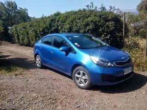 Kia Rio full con aire