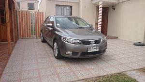 Kia Cerato Full equipo