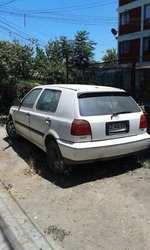 Volkswagen Golf 1.8