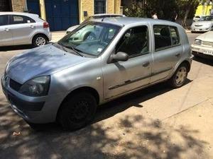 Renault Clio 1.6 hatchback