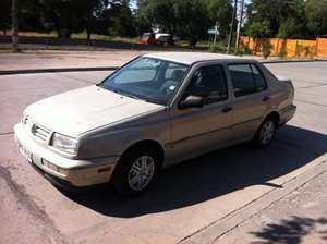 Volkswagen Vento Vento 1.8 GL