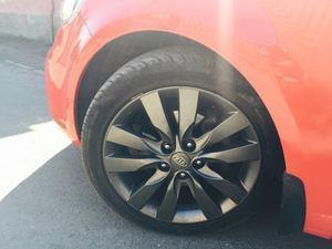 Kia Cerato SX top de linea