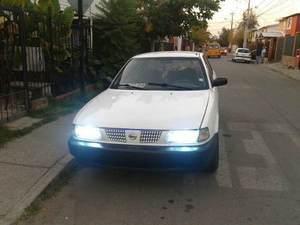 Nissan V-16 ex saloon