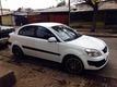 Kia Rio 2008 con aire acondicionado