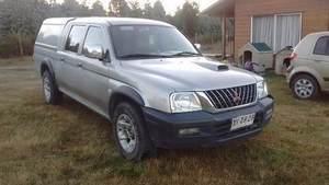 Mitsubishi L-200 full