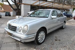 Mercedes Benz Clase E E 430 CUERO TECHO TOP DE LINEA