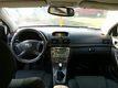 Toyota Avensis 2.0 full (LEI)